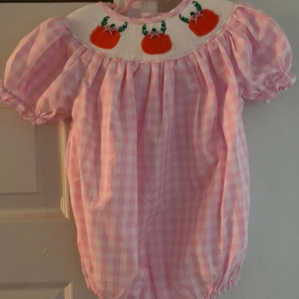 NWT Smocked Pumpkin bubble